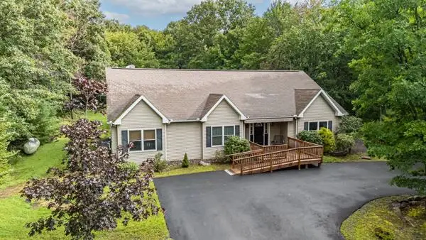 33 Bear Lane, Penn Forest Twp, PA 18229