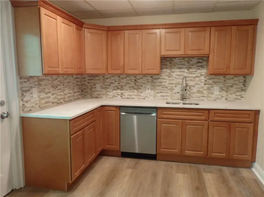28 N 13th Street, Allentown, PA 18102 - #2