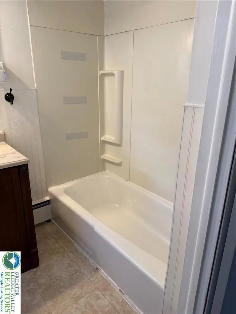 224 Clearfield Street, Freemansburg, PA 18017 - #3