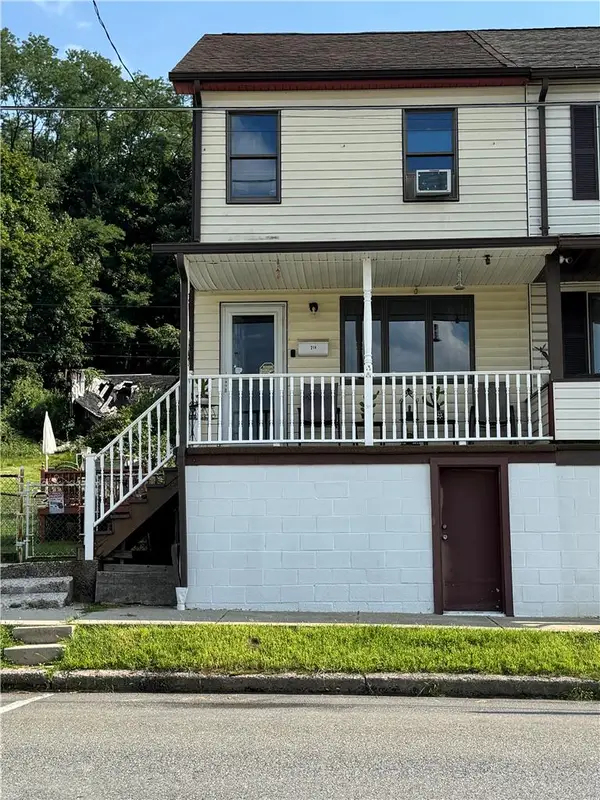 214 E Abbott Street, Lansford, PA 18232