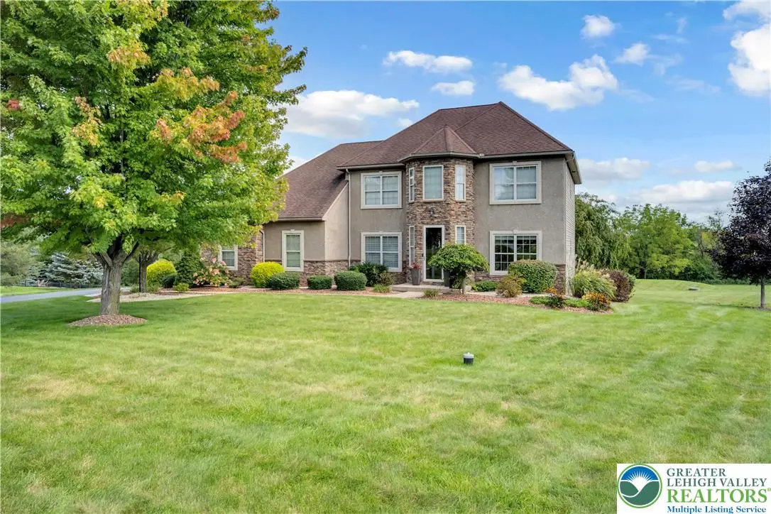 210 Eagle View Drive, Bushkill, PA 18064 - #1
