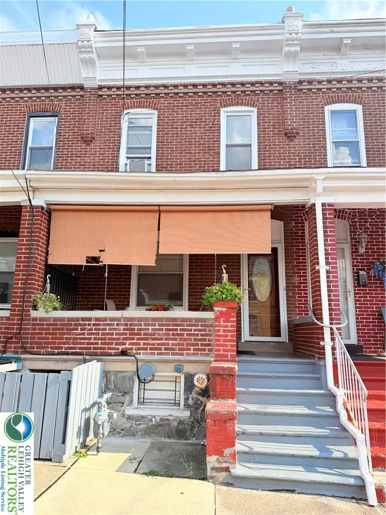 182 Chew, Allentown, PA 18102 - #1