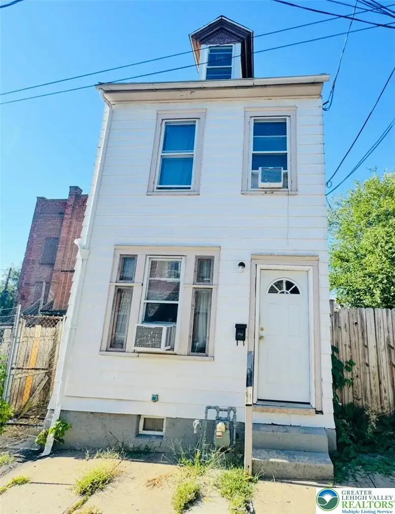 175 W Pine Street, Allentown, PA 18102 - #1