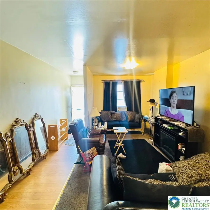 175 W Pine Street, Allentown, PA 18102 - #3