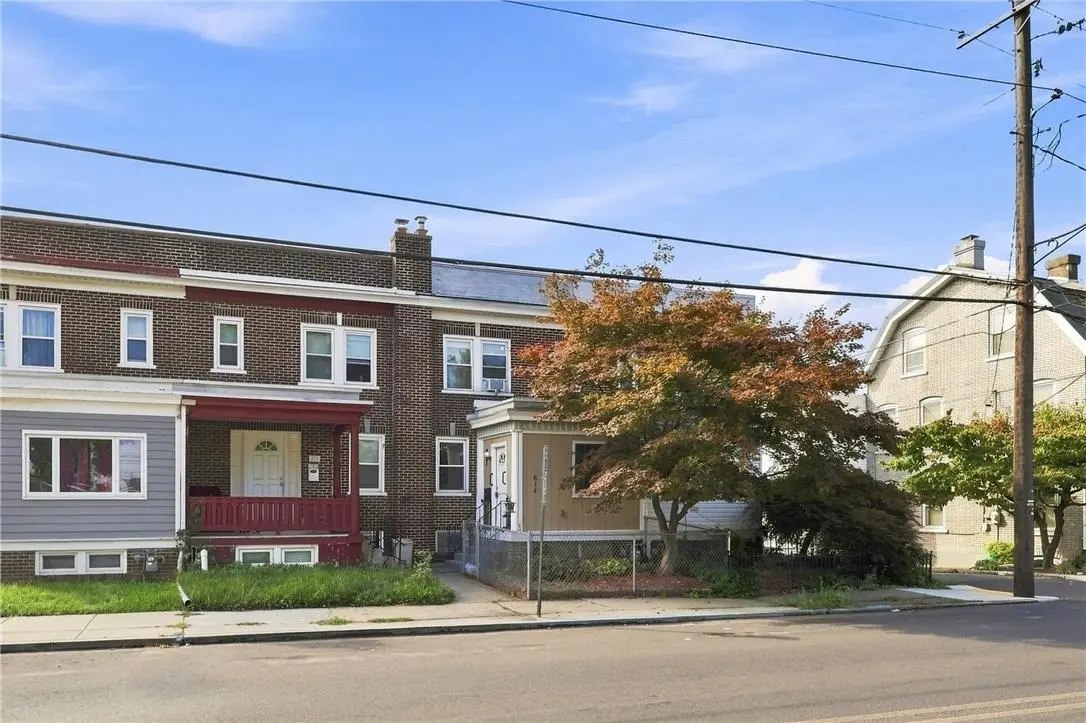 814 W Wyoming Street, Allentown, PA 18103 - #1