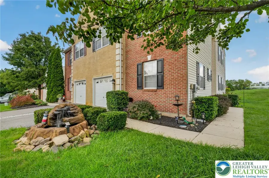 6801 Hunt Drive, Lower Macungie, PA 18062 - #2