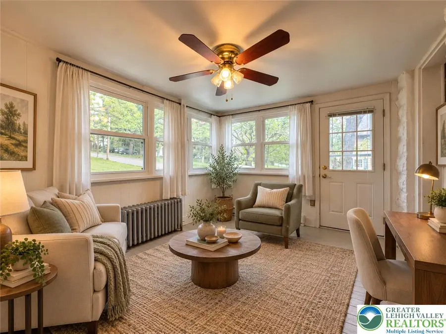 40 Fairview Avenue, Mount Pocono, PA 18344 - #2