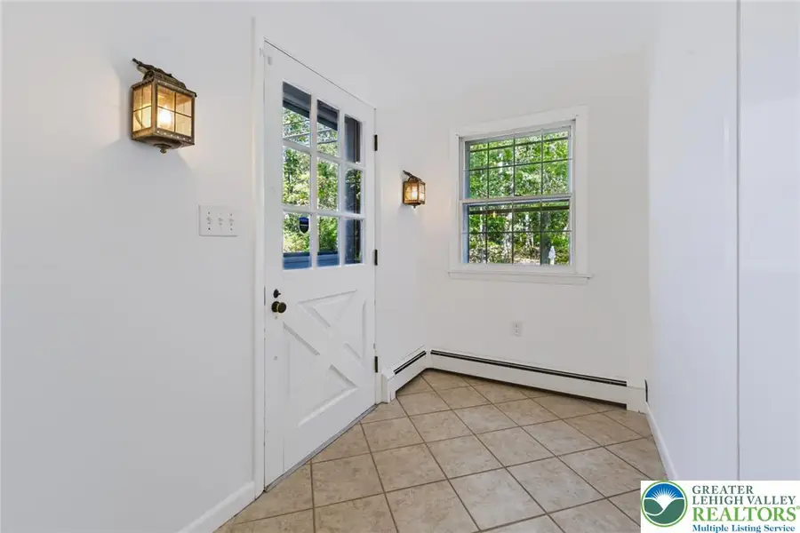 559 W Center Street, Plainfield, PA 18091 - #3