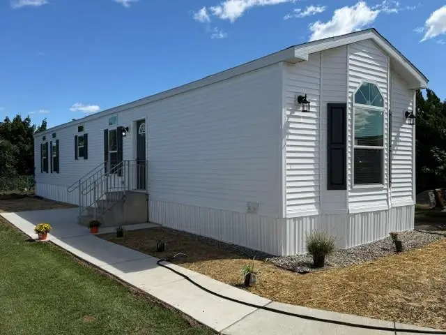 5174 Stone Terrace Drive, Whitehall, PA 18052 - #1