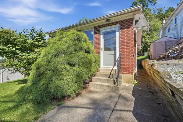 626 Scholl Avenue, Salisbury Twp, PA 18015