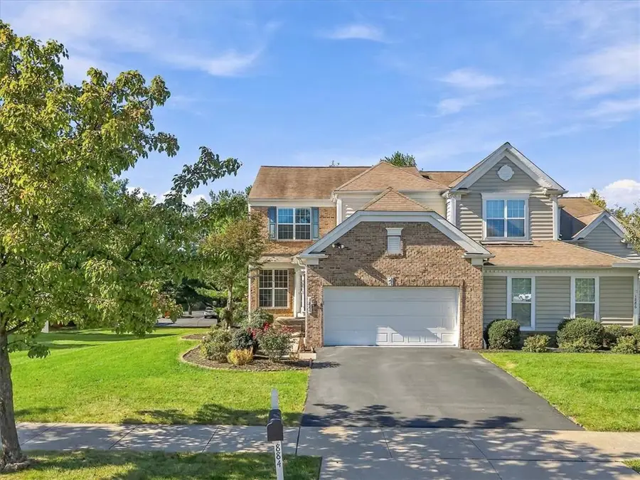 1884 Emerald Drive, South Whitehall, PA 18069 - #2