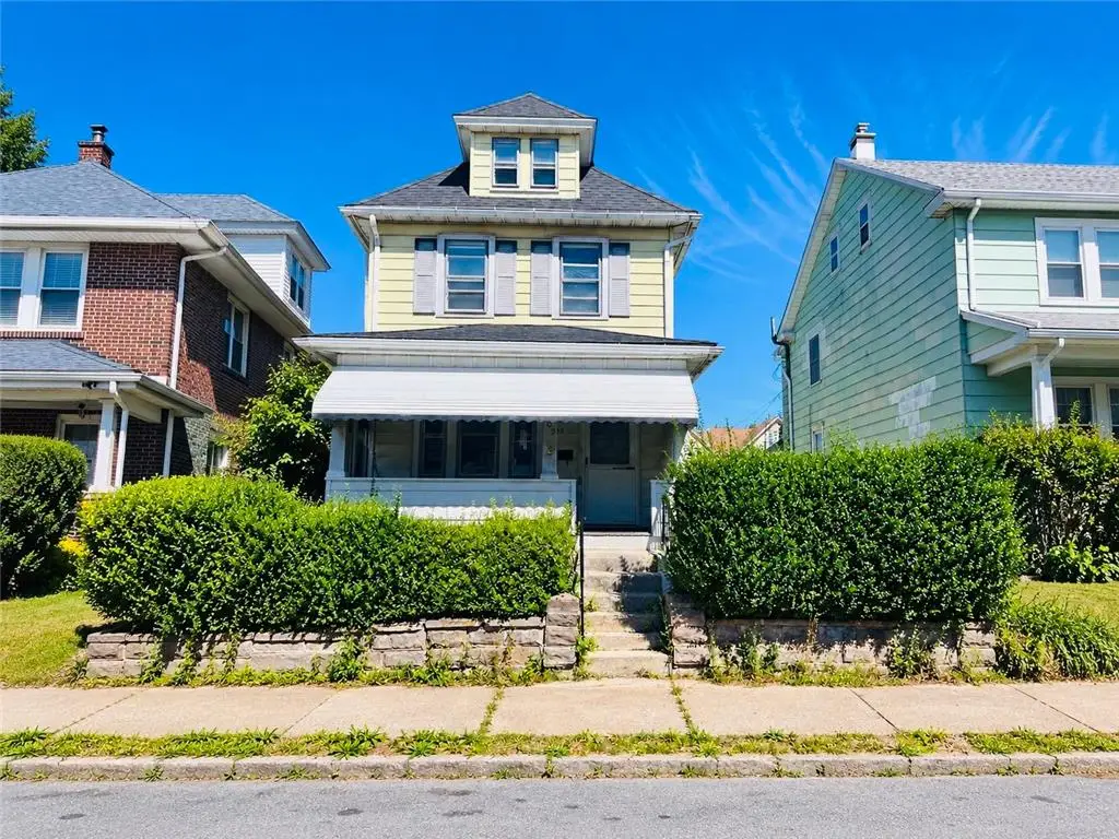 205 W Muir Avenue, Hazle, PA 18201 - #1