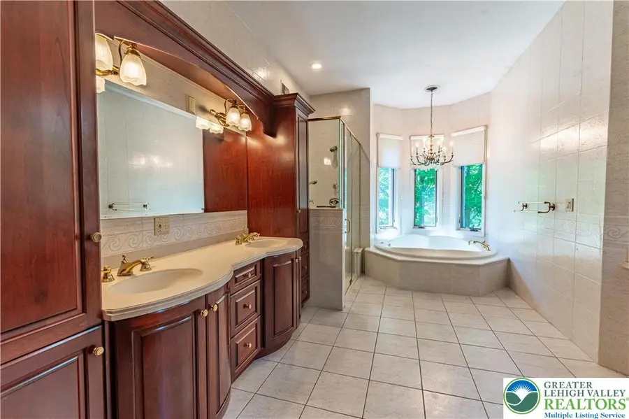 441 Hidden Lake Drive, East Stroudsburg, PA 18302 - #3