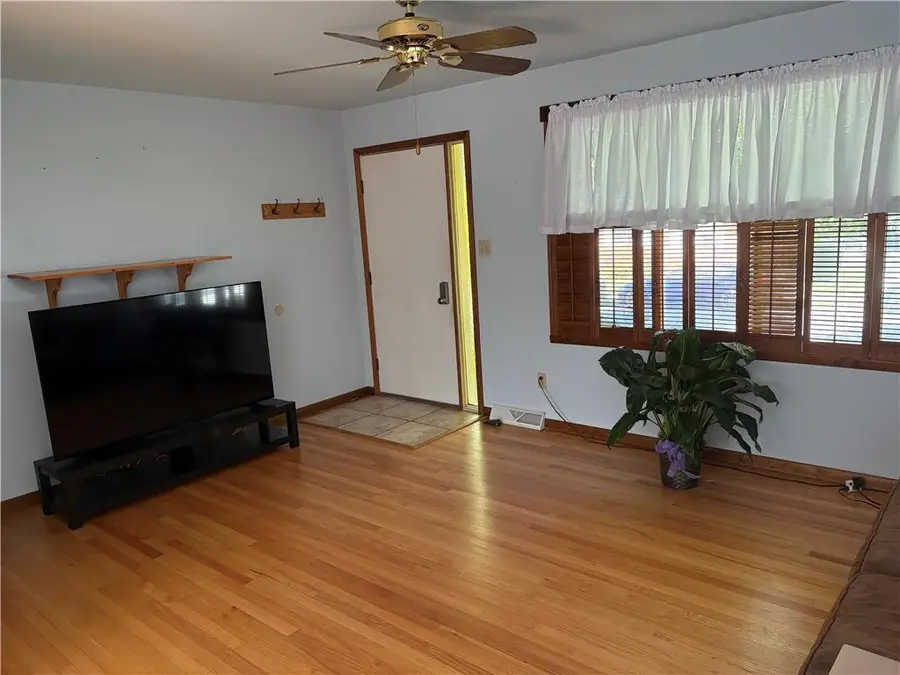 1335 Jefferson Street, Hellertown, PA 18055 - #3