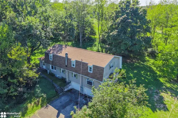 808 Engler Road, Plainfield Twp, PA 18064