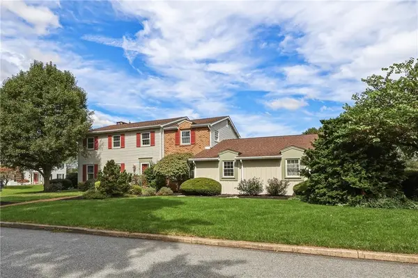 1285 Clearview Circle, Lower Macungie Twp, PA 18103