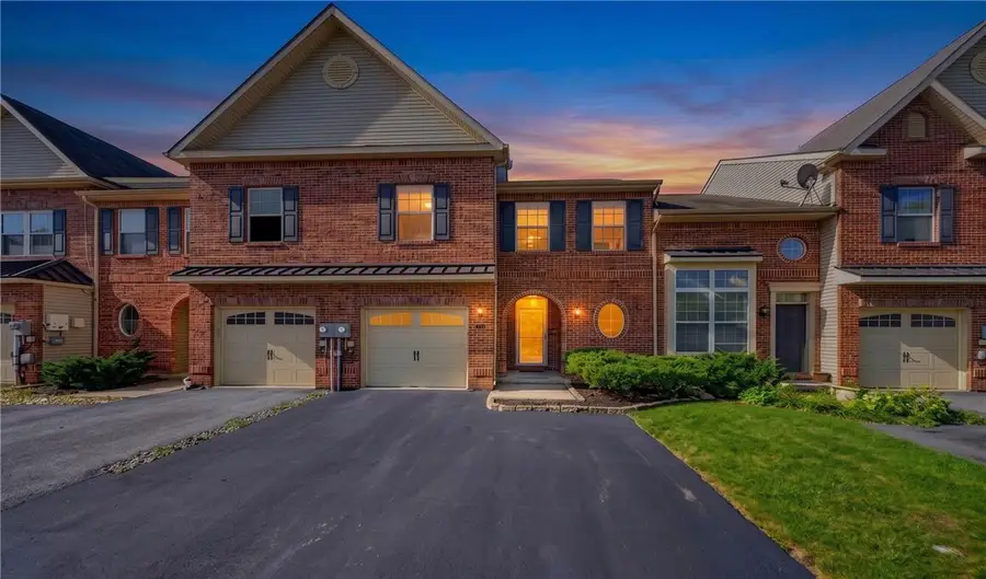 253 Blue Sage Drive, Upper Macungie, PA 18104 - #2
