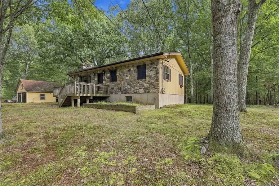 184 Swallow Circle, Pocono Mountain Lake Estates, PA 18324 - #3