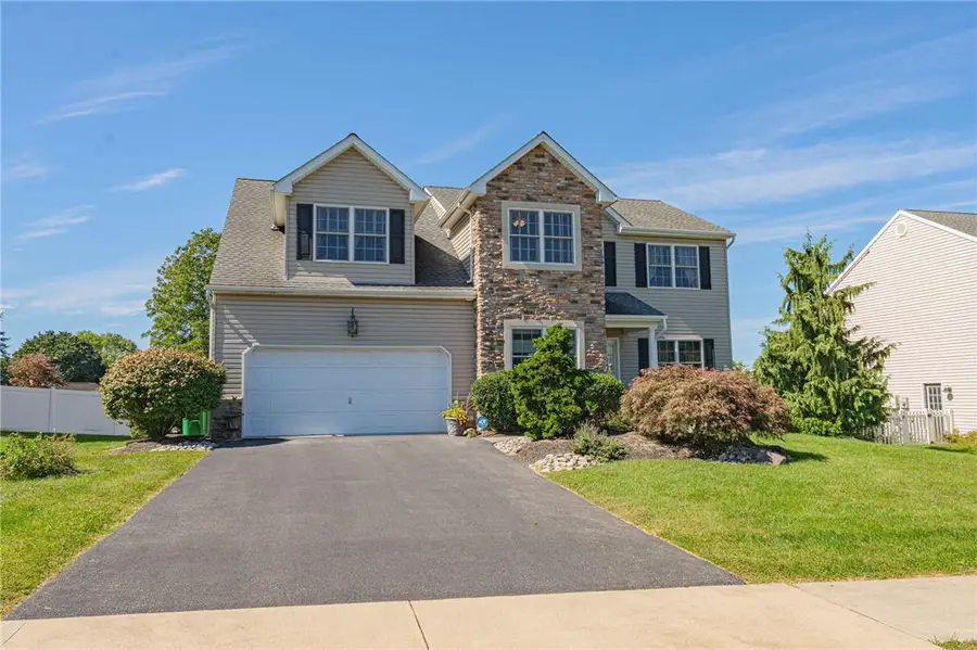 14 N Ridge Court, Easton, PA 18045 - #3