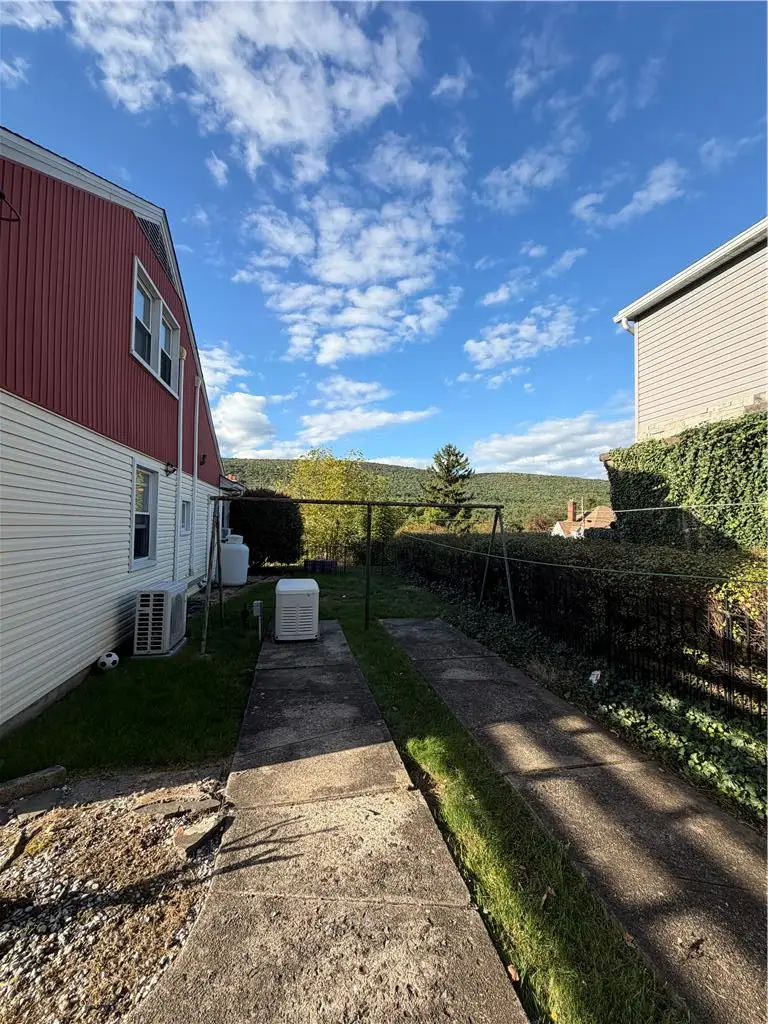 428 E Center Street, Nesquehoning, PA 18240 - #2