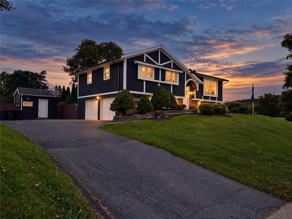 2930 Oakland Road, Bethlehem, PA 18017 - #1
