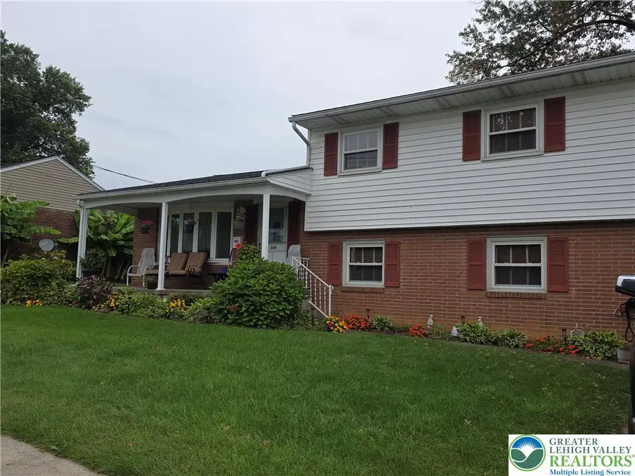 668 W Berger Street, Emmaus, PA 18049 - #2