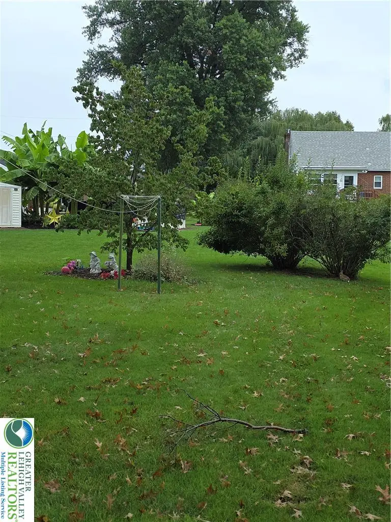 668 W Berger Street, Emmaus, PA 18049 - #3