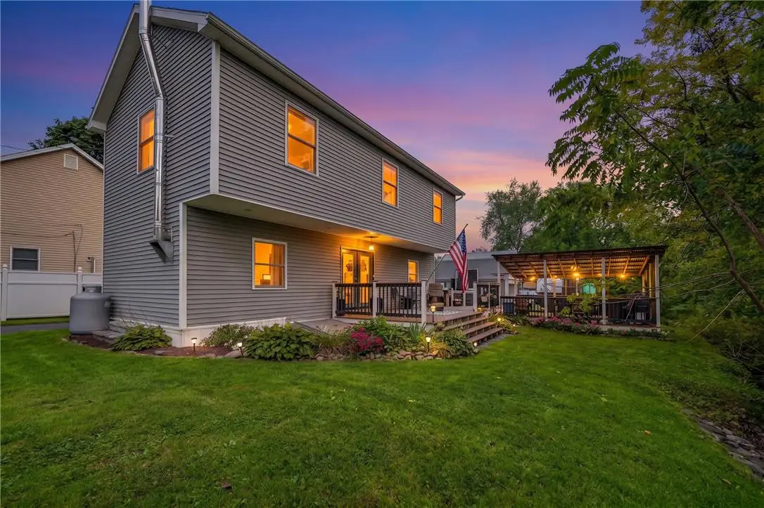 615 Washington Boulevard, Washington, PA 18013 - #1