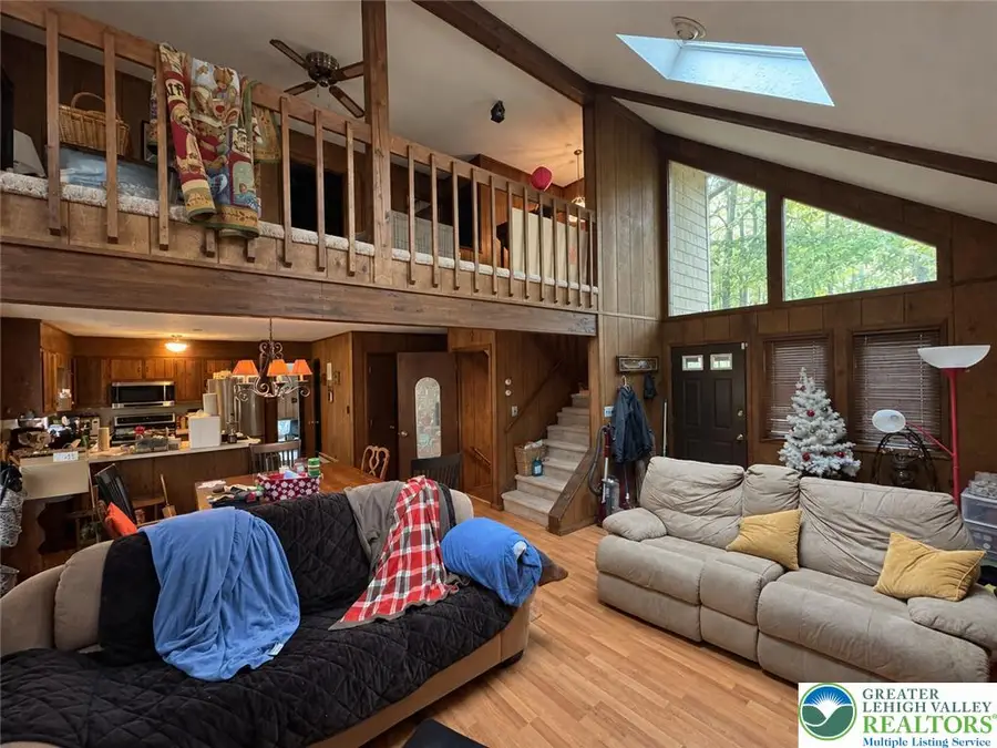 107 Lake Drive W, Clifton, PA 18424 - #3