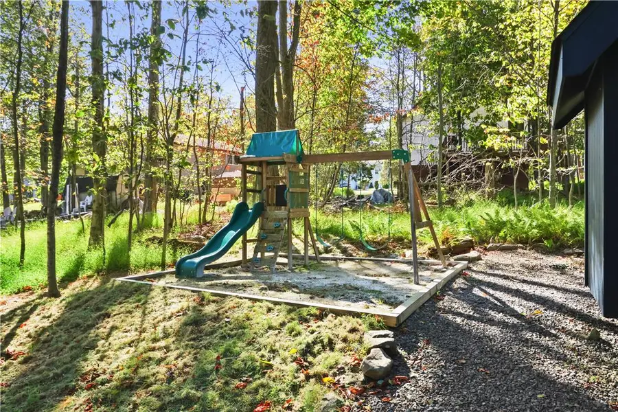 9820 Deerwood Drive, Coolbaugh, PA 18466 - #2