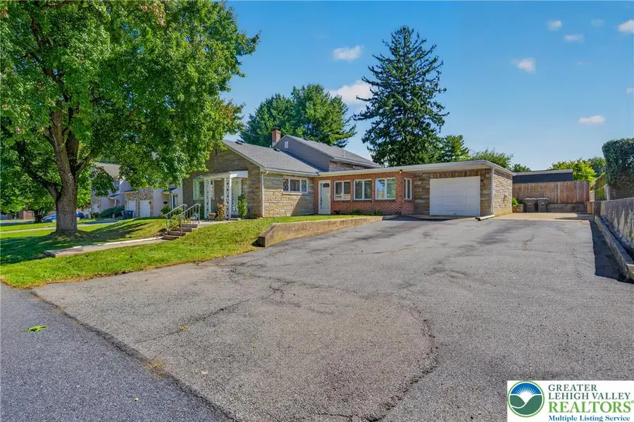 1814 Ruth Street, South Whitehall, PA 18104 - #3
