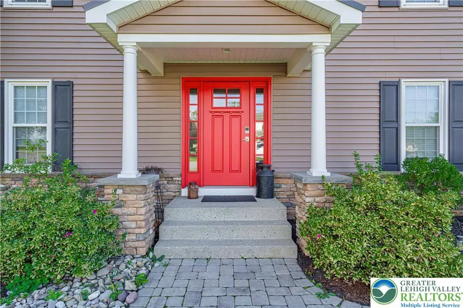 6425 Abbey Road, Plainfield, PA 18091 - #2