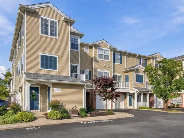 876 Nittany Court #C439, South Whitehall Twp, PA 18104