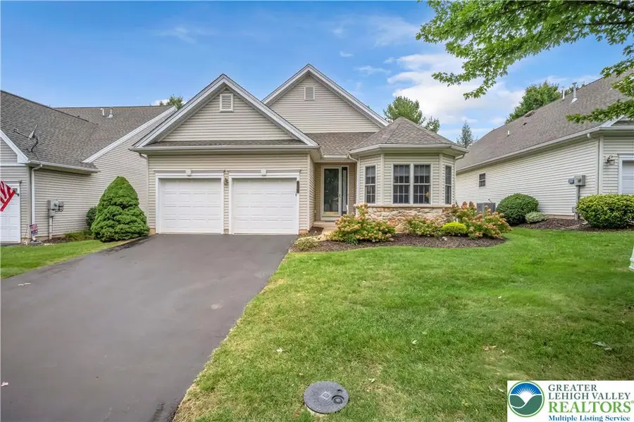 36 Glenmoor Circle N, Palmer Township, PA 18045 - #2