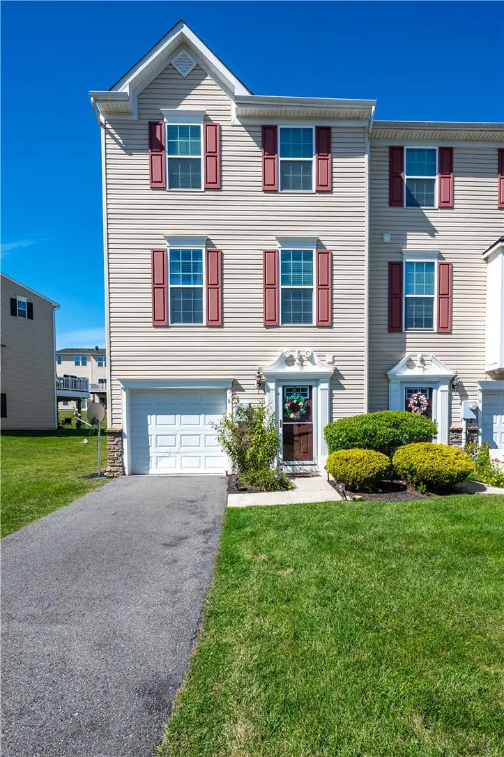 8 Yellow Rose Lane, Palmer Township, PA 18045 - #1