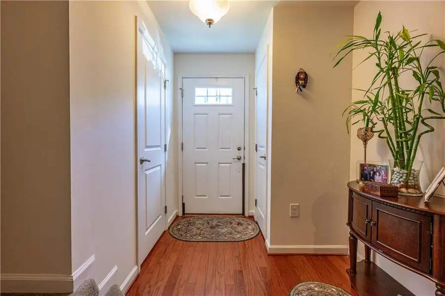 8 Yellow Rose Lane, Palmer Township, PA 18045 - #2