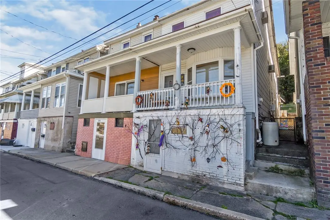 212 W Water Street, Lansford, PA 18232 - #1