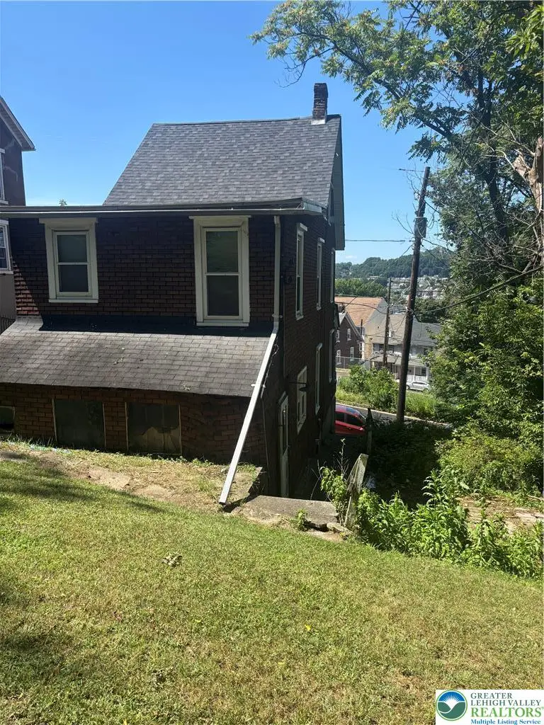 901 Vernon Street, Bethlehem, PA 18015 - #3