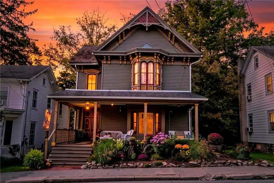 527 Delaware Avenue, Portland, PA 18343 - #3