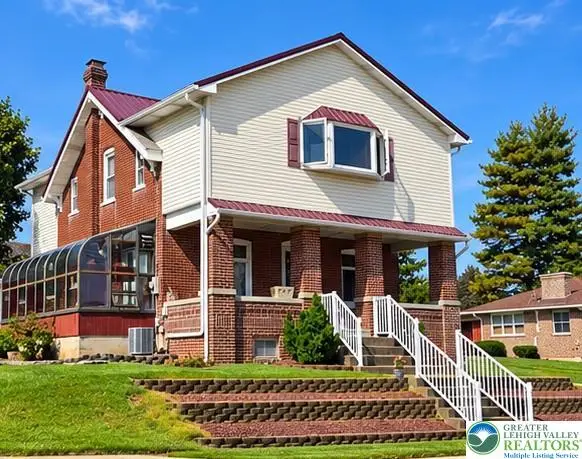 3335 Front Street, Hokendauqua, PA 18052 - #3