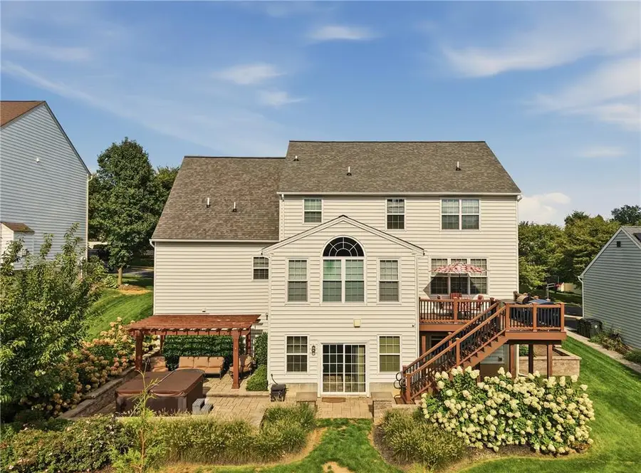 900 Kingston Lane, Breinigsville, PA 18031 - #3