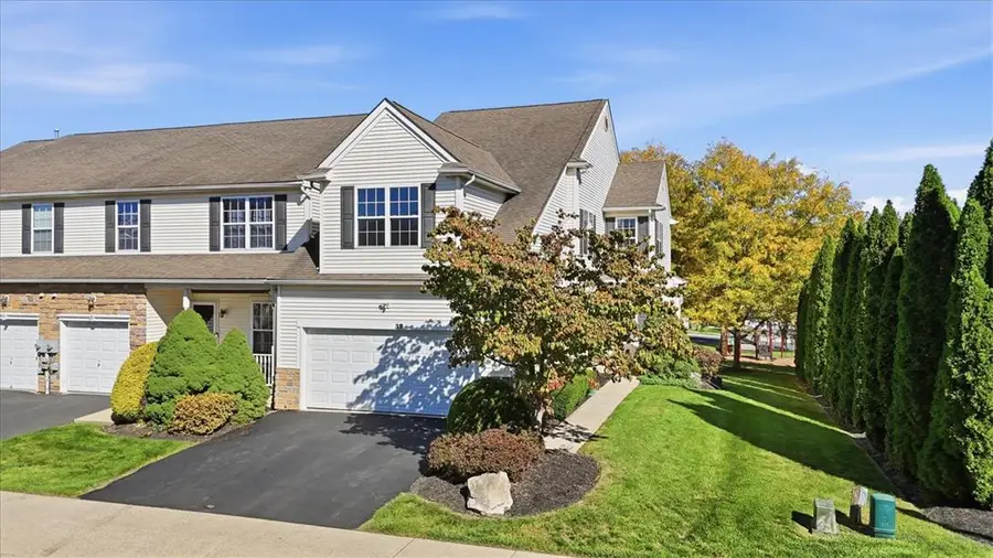 37 Cobblestone Drive, Palmer Township, PA 18045 - #2