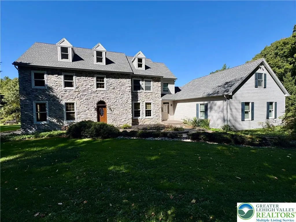 5008 Chestnut Hill Road, Upper Saucon, PA 18034 - #1
