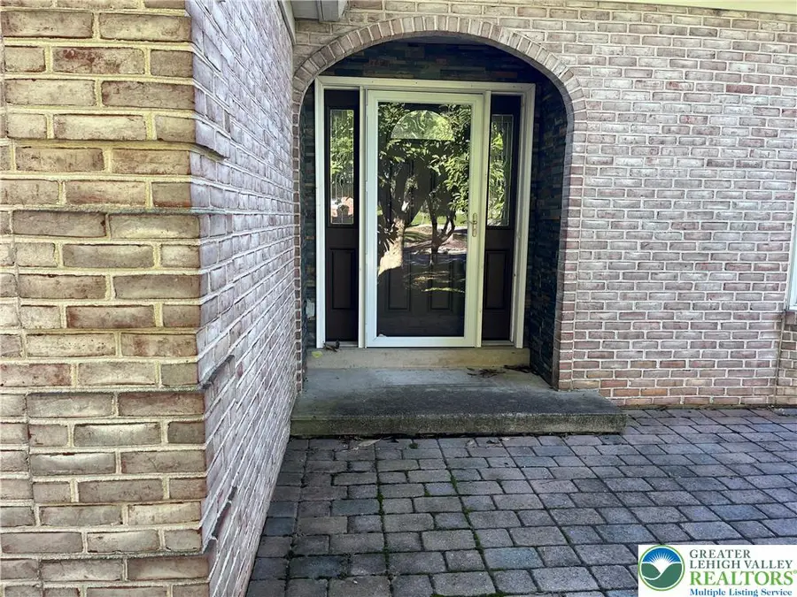 6221 Dove Drive, East Allen, PA 18017 - #2