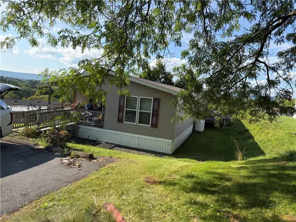 209 Independence Way, Upper Mt Bethel Twp, PA 18343