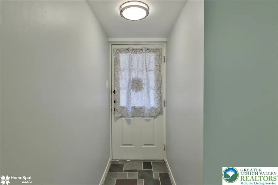 2666 Rolling Green Place, Lower Macungie, PA 18062 - #3