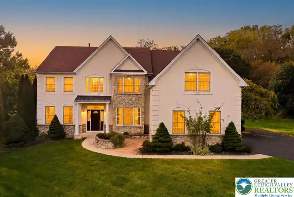 1422 Morningside Drive, South Whitehall Twp, PA 18069