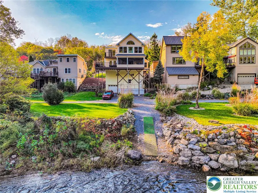2355 N Delaware Drive, Easton, PA 18040 - #2