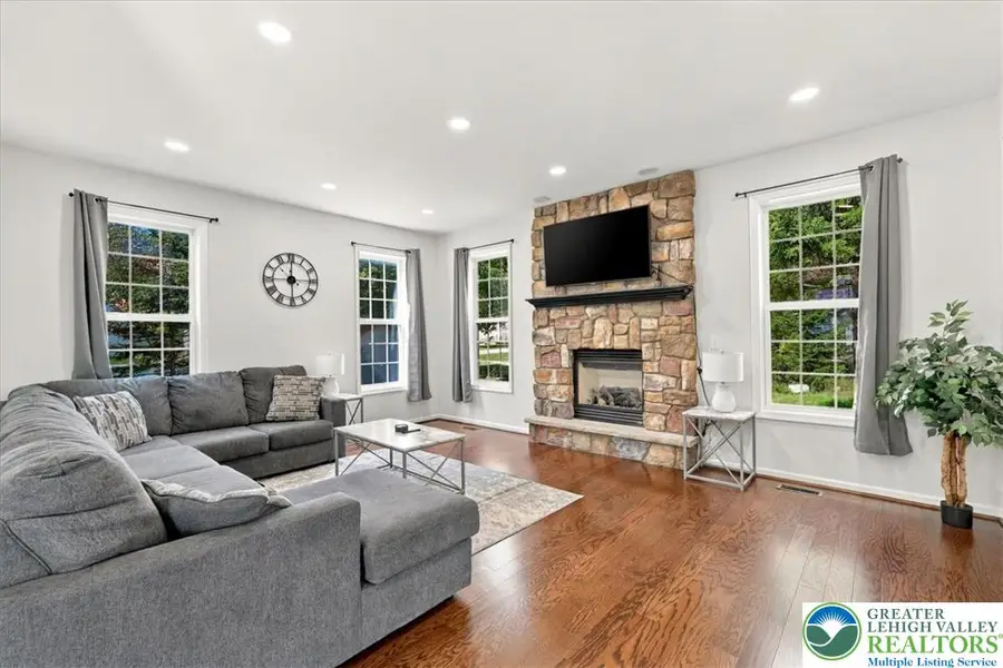 102 Remington Lane, Pocono Summit, PA 18346 - #3