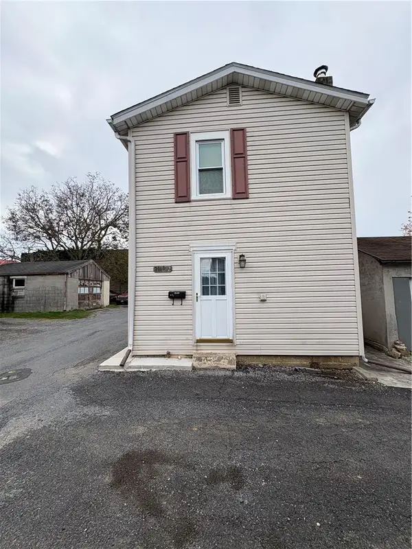 21 Hess Avenue, Hellertown Boro, PA 18055